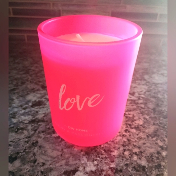 🕯️ DW Home "Love" Pink Peony & Passion fruit Summer Designer Candle (NWT!) - Picture 6 of 7